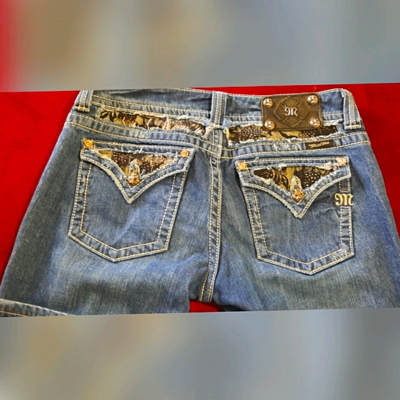 Miss Me Jeans - Picture 1 of 3